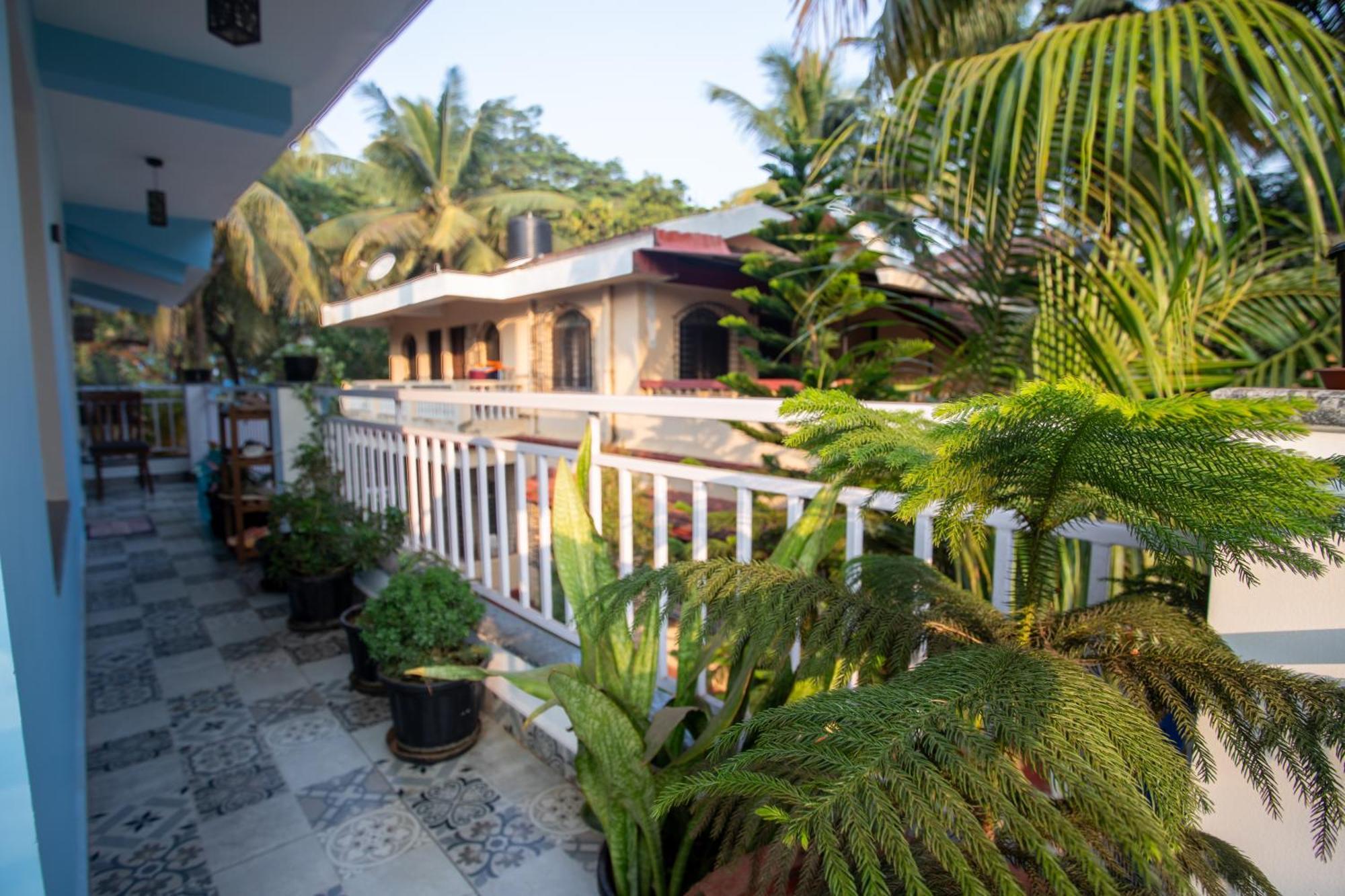 Whiteboard Homes Siolim Exterior foto